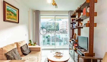 Apartamento com 2 quartos sendo 1 suíte + dependência em Agriões - Teresópolis/RJ.