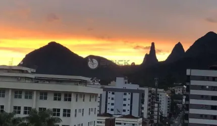 Cobertura linear à venda com 3 quartos sendo 1 suíte, 200 m² em Agriões - Teresópolis/RJ.