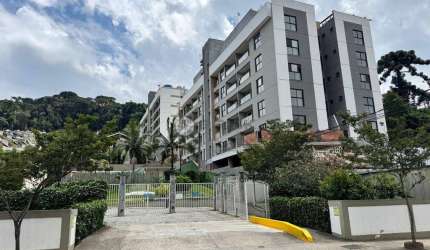 Cobertura para venda com 2 quartos sendo 1 suíte, 146 m² na Ermitage - Teresópolis/RJ.