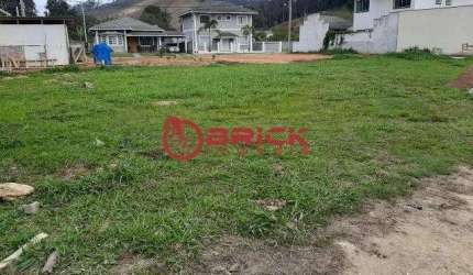 Terreno plano com 300 m² em condomínio em Vargem Grande - Teresópolis/RJ.