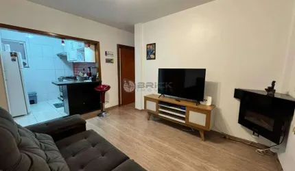 Apartamento reformado com 2 quartos sendo 1 suíte na Várzea - Teresópolis/RJ.
