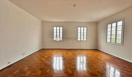 Apartamento para venda e locação com 3 quartos, 190 m² no Alto - Teresópolis/RJ.