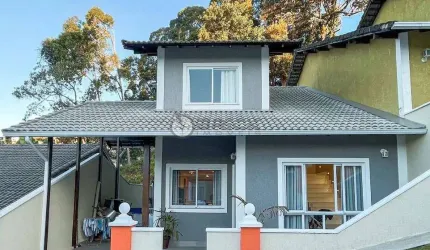 Casa à venda com 3 quartos sendo 1 suíte, 142 m² no Bom Retiro - Teresópolis/RJ.