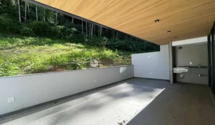Apartamento para venda com 3 quartos sendo 1 suíte, 111 m² no Alto - Teresópolis/RJ.