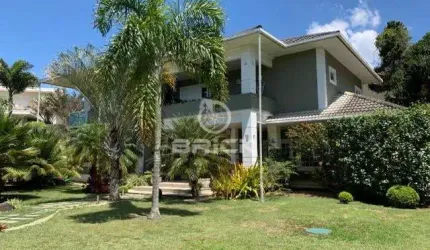 Casa em condomínio com 5 suítes, 537 m² na Várzea - Teresópolis/RJ.