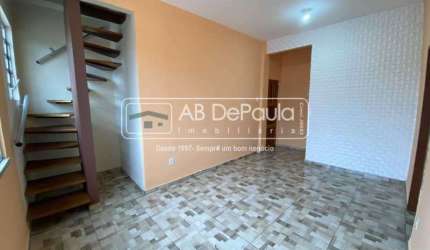 Apartamento com 2 quartos para alugar na Rua José Valente de Lima, Realengo, Rio de Janeiro, 136 m2 por R$ 1.500