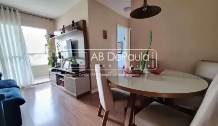 Apartamento com 2 quartos para alugar na Avenida Alberico Dinis, Jardim Sulacap, Rio de Janeiro, 56 m2 por R$ 1.700