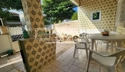 Casa com 2 quartos à venda na Rua Modestino Kanto, Jardim Sulacap, Rio de Janeiro, 81 m2 por R$ 349.000