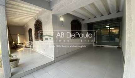 Casa com 3 quartos à venda na Avenida Alberico Dinis, Jardim Sulacap, Rio de Janeiro, 165 m2 por R$ 599.000
