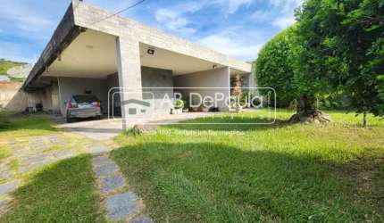 Casa com 3 quartos à venda na Rua Maria Graham, Jardim Sulacap, Rio de Janeiro, 298 m2 por R$ 775.000