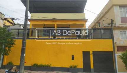 Casa com 4 quartos à venda na Rua Turvânia, Vila Valqueire, Rio de Janeiro, 328 m2 por R$ 790.000