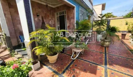 Casa com 6 quartos à venda na Rua Maria Graham, Jardim Sulacap, Rio de Janeiro, 577 m2 por R$ 950.000