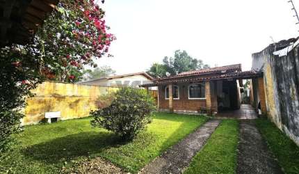 Casa com 2 Dormitórios, Praia das Palmeiras   Caraguatatuba SP