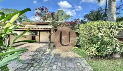 Casa com 5 dormitórios à venda, 322 m² por R$ 1.790.000,00 - Fazendinha - Carapicuíba/SP