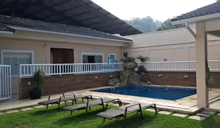 Casa com 4 dormitórios à venda com 366 m² por R$ 1.699.999,00 na Taquara, Rio de Janeiro / RJ