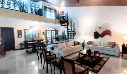 Casa com 4 dormitórios à venda com 574 m² por R$ 1.889.999,00 no Grajaú, Rio de Janeiro / RJ