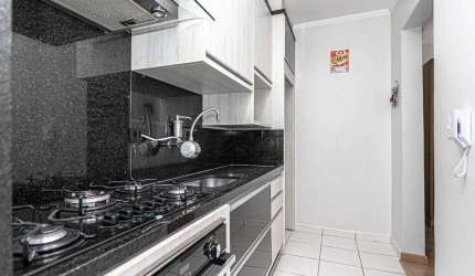 Maravilhoso Apartamento à Venda na R. Castro Alves, 1390 - Zona 06