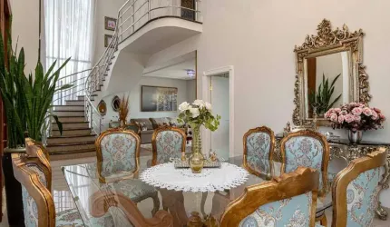 Sobrado de luxo à venda no Jardim Paris, em Maringá, por R$ 1.650.000,00