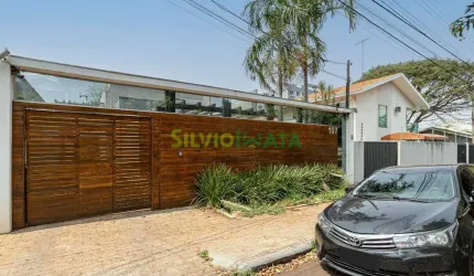 EXCELENTE SOBRADO SEMI MOBILIADO, COM 05 QUARTOS PARA MORAR NA VILA MARUMBY.