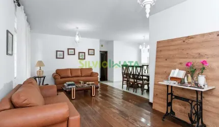 Casa à venda por R$ 895.000,00 na Zona 02 de Maringá-PR