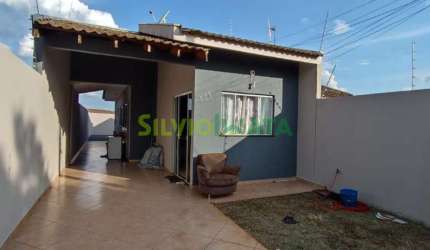 Casa à Venda em Maringá - Parque Tarumã!