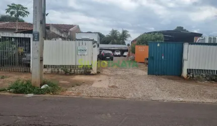 Lote Amplo à Venda na Vila Santo Antônio - Excelente Oportunidade!
