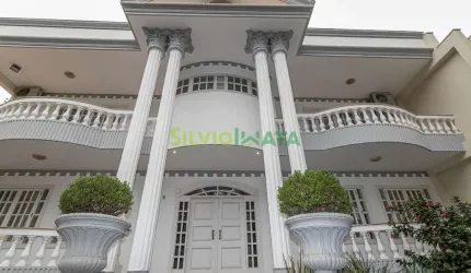 Sobrado de luxo à venda por R$ 6.500.000,00 na Zona 05 de Maringá-PR