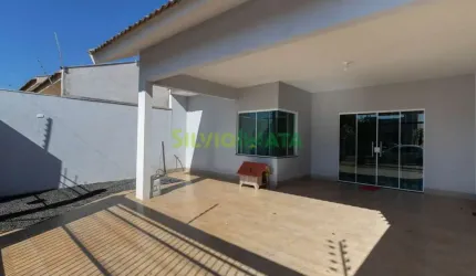 EXCELENTE OPORTUNIDADE! CASA À VENDA