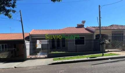 Casa bem localizada no Parque das Grevíleas 3!