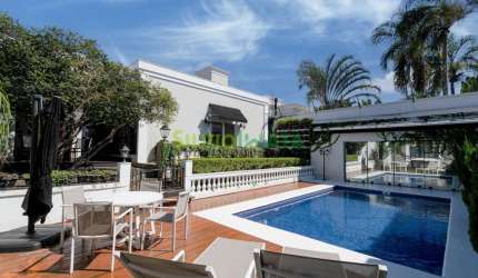 Casa de luxo à venda por R$ 3.500.000,00 na Zona 02, Maringá-PR