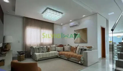 Sobrado de Alto Padrão à Venda na Zona 03  Maringá/PR