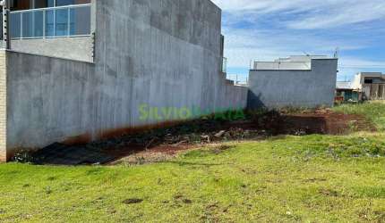 Terreno a Venda- Bom Jardim