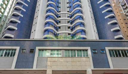 EXCELENTE APARTAMENTO DE 02 QUARTOS SENDO 01 SUÍTE PARA MORAR NO EDIFÍCIO SÃO MIGUEL, ZONA 07.