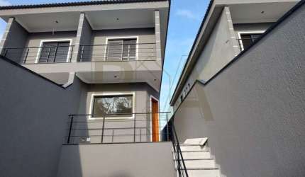 SOBRADO 129m², 3 SUÍTES, GOURMET, QUINTAL GRANDE, 4 VAGAS, 0Km.