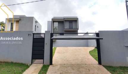 CASA NOVA 3 DORM. 1 SUITE, CLOSET, MODERNA, 6 VAGAS, QUINTAL AMPLO