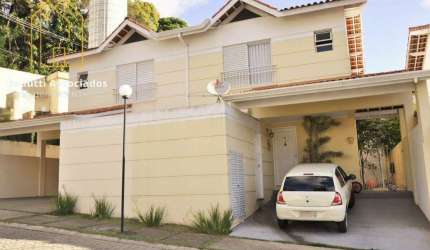 Casa com 3 dorm/1 suíte, condomínio Bosques dos Manacás