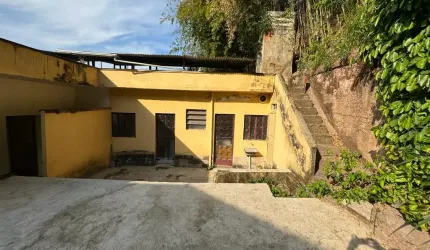 Casa no Santa Catarina (Morro da Glória)