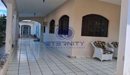 Casa à Venda em Iputinga, Recife: 4 Quartos, 3 Suítes, 270m²