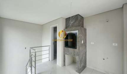 Sobrado Triplex 161m² Privativos no Portão, Curitiba - 3 Quartos e Terraço Gourmet