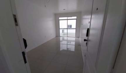 Apartamento com 3 quartos para alugar na Avenida Desembargador Vítor Lima, 594, Trindade, Florianópolis, 73 m2 por R$ 3.800