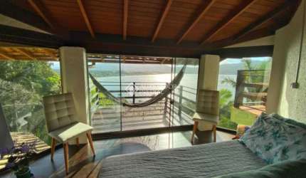 Casa com 3 quartos para alugar na Rodovia Jornalista Manoel de Menezes, 631, Barra da Lagoa, Florianópolis, 300 m2 por R$ 16.500