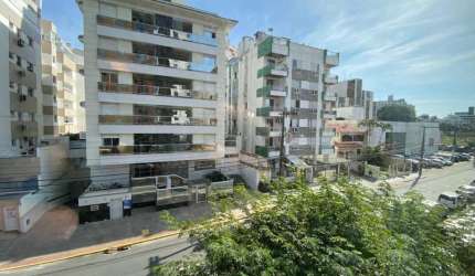 Apartamento com 1 quarto para alugar na Rua João de Deus Machado, 101, Trindade, Florianópolis, 20 m2 por R$ 2.940