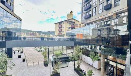 Apartamento com 1 quarto para alugar na Rua Professora Maria Flora Pausewang, 137, Trindade, Florianópolis, 31 m2 por R$ 3.900