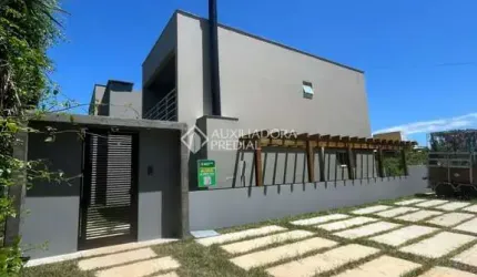 Apartamento com 2 quartos para alugar na Das Bromélias, 356, Praia da Ferrugem, Garopaba, 80 m2 por R$ 2.800