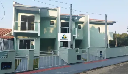 Sobrado Geminado em Ceniro Martins, São José/SC