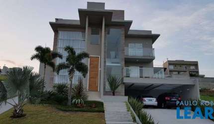 CASA EM CONDOMÍNIO - CONDOMÍNIO RESERVA DO PARATEHY - SP