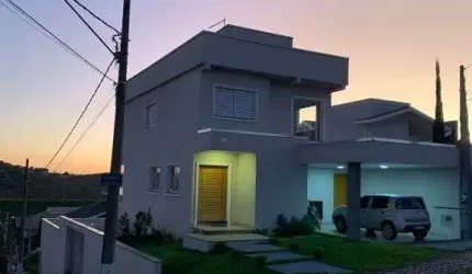 CASA ASSOBRADADA - CONDOMÍNIO RESIDENCIAL MANTIQUEIRA - SP