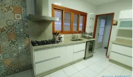 CASA ASSOBRADADA - URBANOVA - SP
