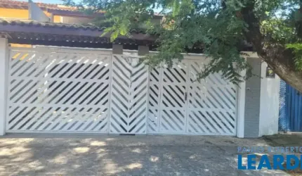 CASA ASSOBRADADA - JARDIM SATÉLITE - SP