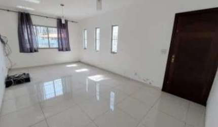 Casa com 2 quartos à venda na Rua Cícero Fernandes de Lyra, 12, Jardim Santo Elias, São Paulo por R$ 795.000
